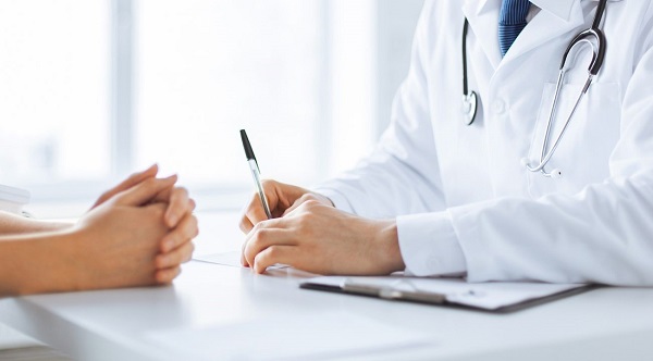 Ngứa hậu môn bôi thuốc gì? Chuyên gia cảnh báo sai lầm khi tự điều trị tại nhà